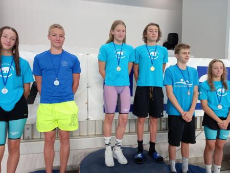 Calcitovi plavalci do novih stopničk in naslova državnega prvaka (9)